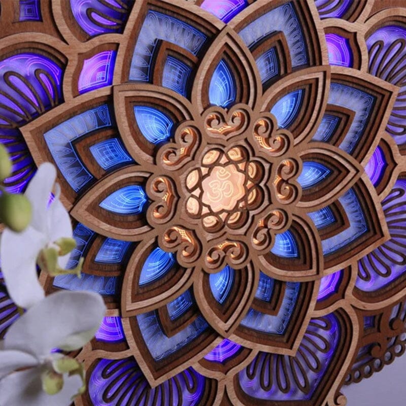 Frendorf | Handgefertigte Mandala Wandleuchte aus Holz