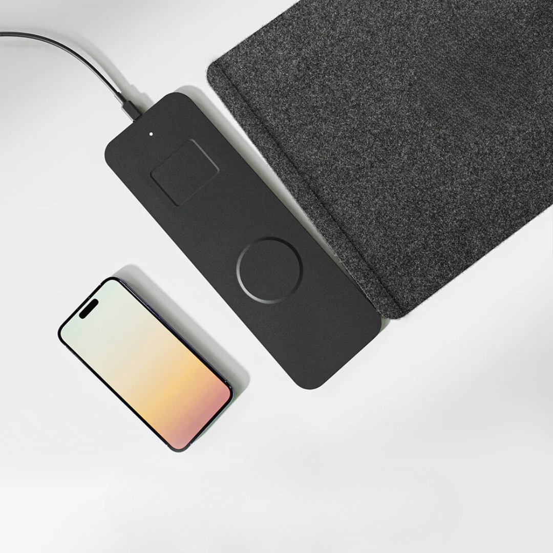 Frendorf | "SmartCharge" Schreibtischunterlage