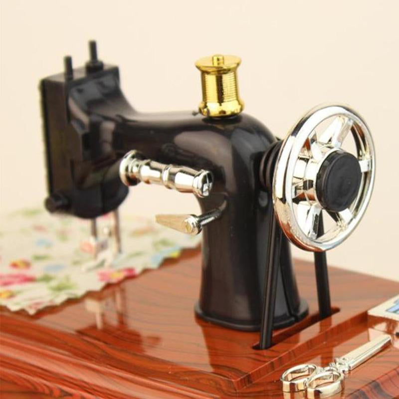Mini Craft Retro Nähmaschine Dekor