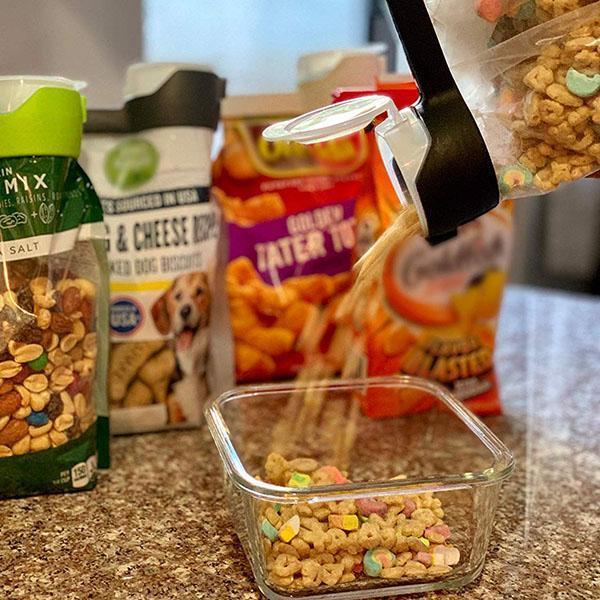 Frendorf | 2+2 Gratis | SealPour Verschließen und Ausgießen Lebensmittellagerbeutelclip