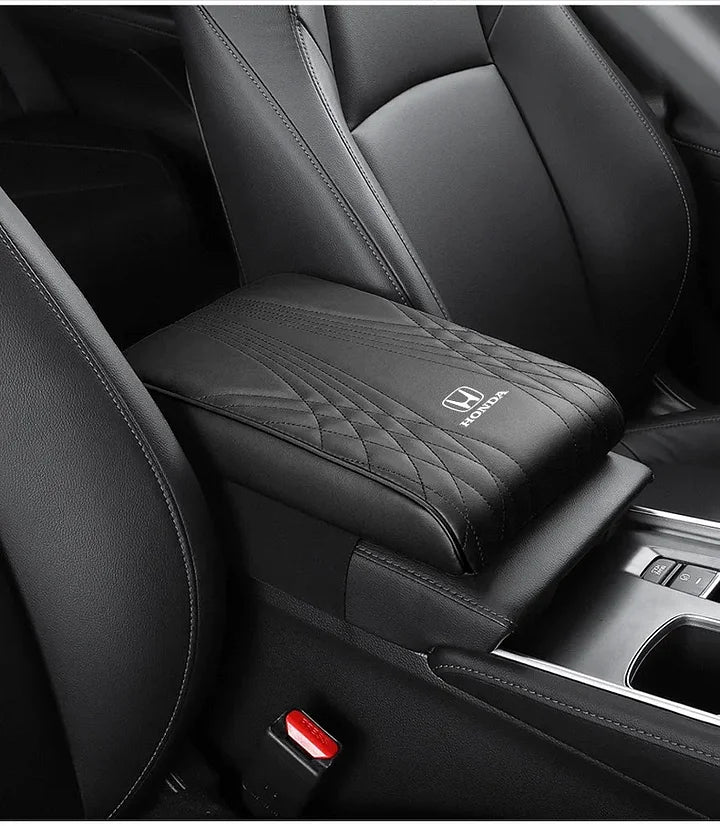 Frendorf | Exklusives Logo Höhenpolster für die Armlehnenabdeckung im Auto