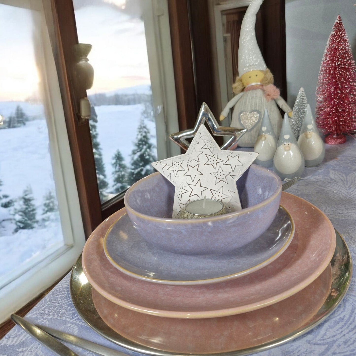 Frendorf | Bluebell Unterteller 20cm - Elegante Keramikteller mit blauem Glockenblumen-Muster - Perfekt zum Servieren von Snacks, Vorspeisen oder kleinen Mahlzeiten - Verleiht Ihrer Geschirrkollektion einen zarten und charmanten Touch