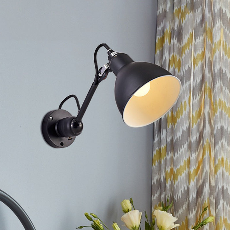 Frendorf | Antiqued Domed Wandmontage Wandlamp 1-Licht Metaal Verstelbare Arm Wandlamp in Zwart voor Gang