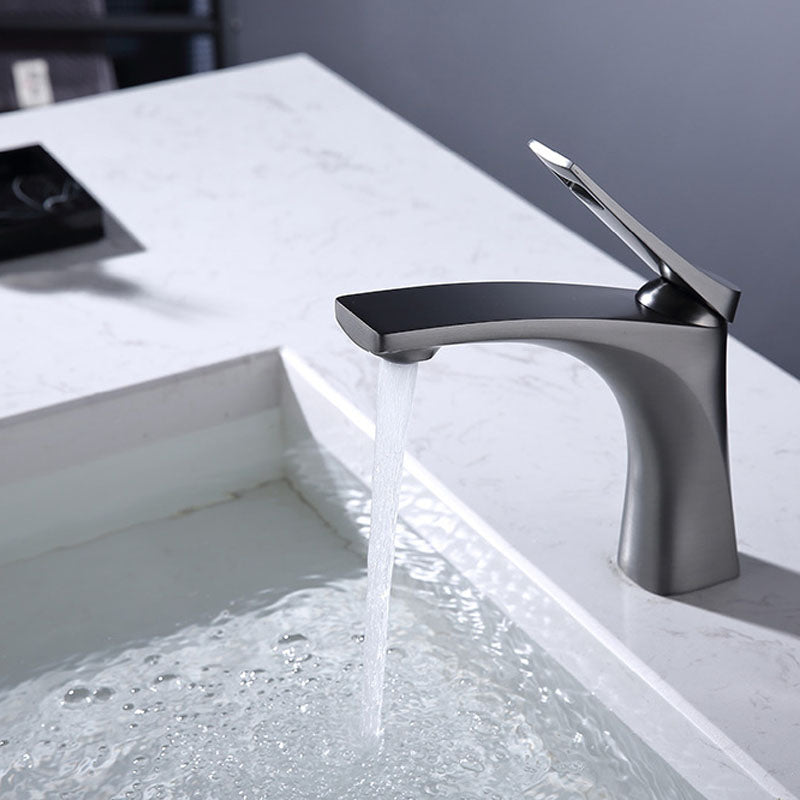 Frendorf | Moderner Gefäß Wasserhahn Messing Hebelgriffe Niedriger Bogen mit Wasserschlauch Badezimmer Gefäß Wasserhahn