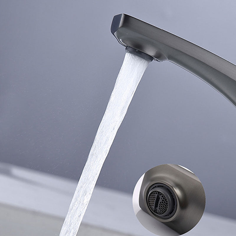 Frendorf | Moderner Gefäß Wasserhahn Messing Hebelgriffe Niedriger Bogen mit Wasserschlauch Badezimmer Gefäß Wasserhahn