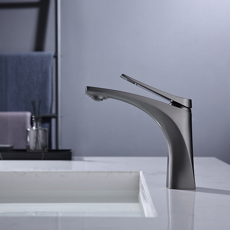 Frendorf | Moderner Gefäß Wasserhahn Messing Hebelgriffe Niedriger Bogen mit Wasserschlauch Badezimmer Gefäß Wasserhahn