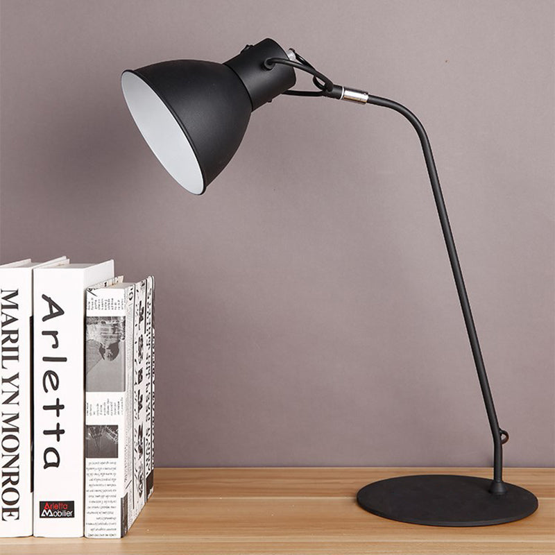 Schwarz Finish LED Schreibtischlampe Antik Metall Gebogene Arm Leselampe mit Kuppel-Schirm für Arbeitszimmer