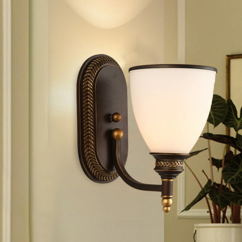 Frendorf | Bowl Shade Opal Glas Muur Gemonteerde Lamp Rustieke Enkele Peertje Slaapkamer Wandlamp Licht in Brons