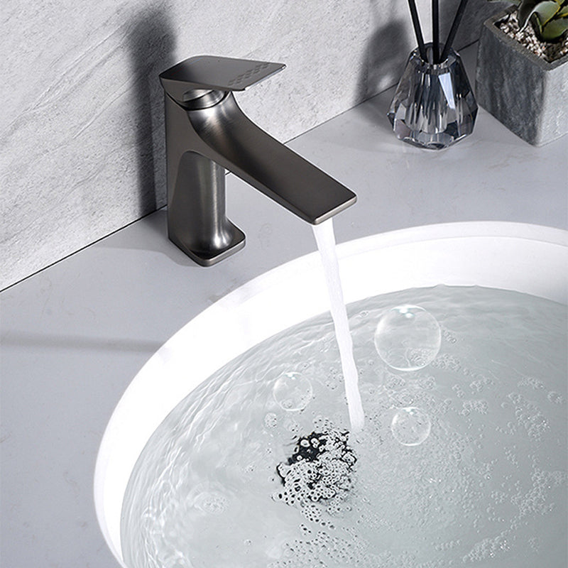 Frendorf | Moderner Badezimmer Wasserhahn Messing Tiefer Bogen Hebelgriff mit Wasserhahn Schlauch
