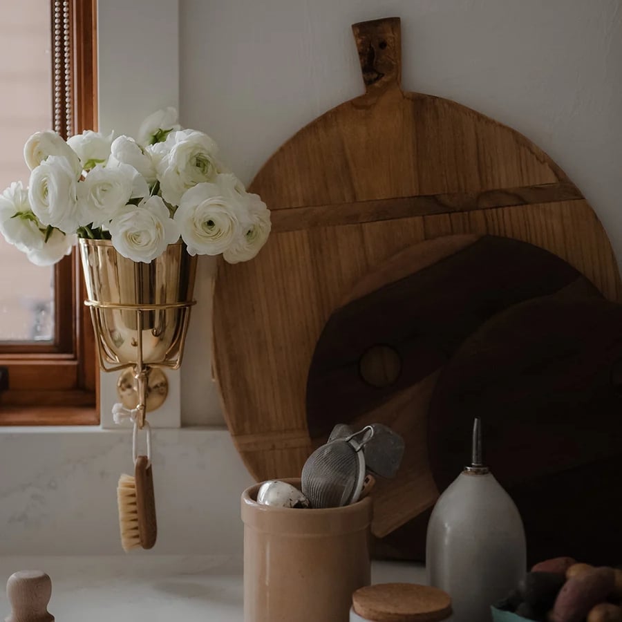 Frendorf | Vessona– Elegante Opal-Wandvase für stilvolle Wohnraumdekoration