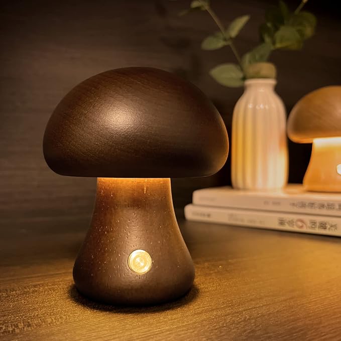 Frendorf | MushroomGlow™ Holzpilz LED Tischlampe | Natürliche Deko Beleuchtung | Stimmungslicht für Zuhause