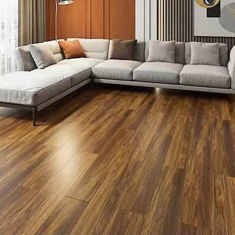 Frendorf | 49"x8" Breite E0 Naturmassivholz Laminatboden, Klick-Verriegelung, Wasserdicht