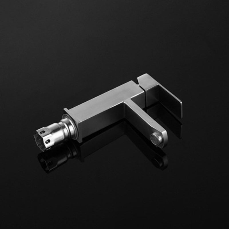 Frendorf | Basis Spültischarmatur schlicht niedriger Bogen Metall Centerset Spültischarmatur für Badezimmer