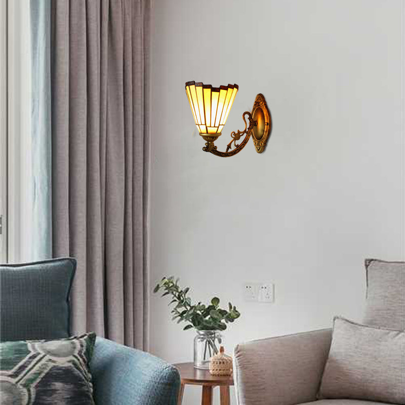 Frendorf | Missie stijl mini wandlamp met glas in lood 1 lichteenheid wandgemonteerd lamp met gebogen arm in beige