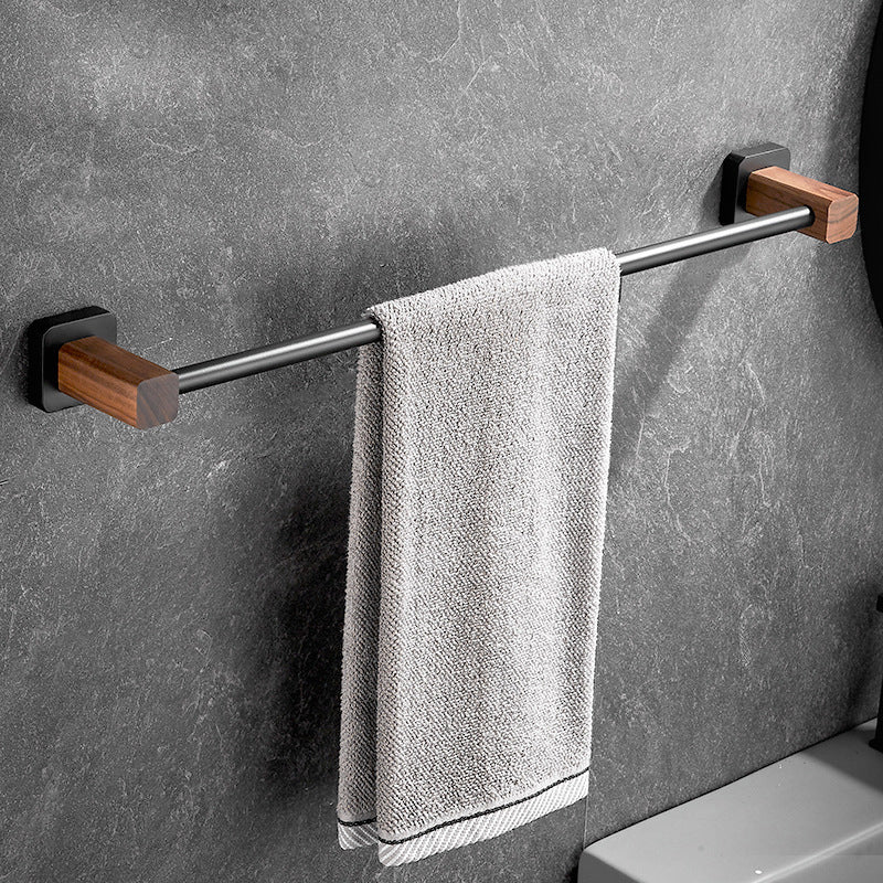 Frendorf | Holz- & Aluminium Badezimmerset Braun Badezimmerzubehörset