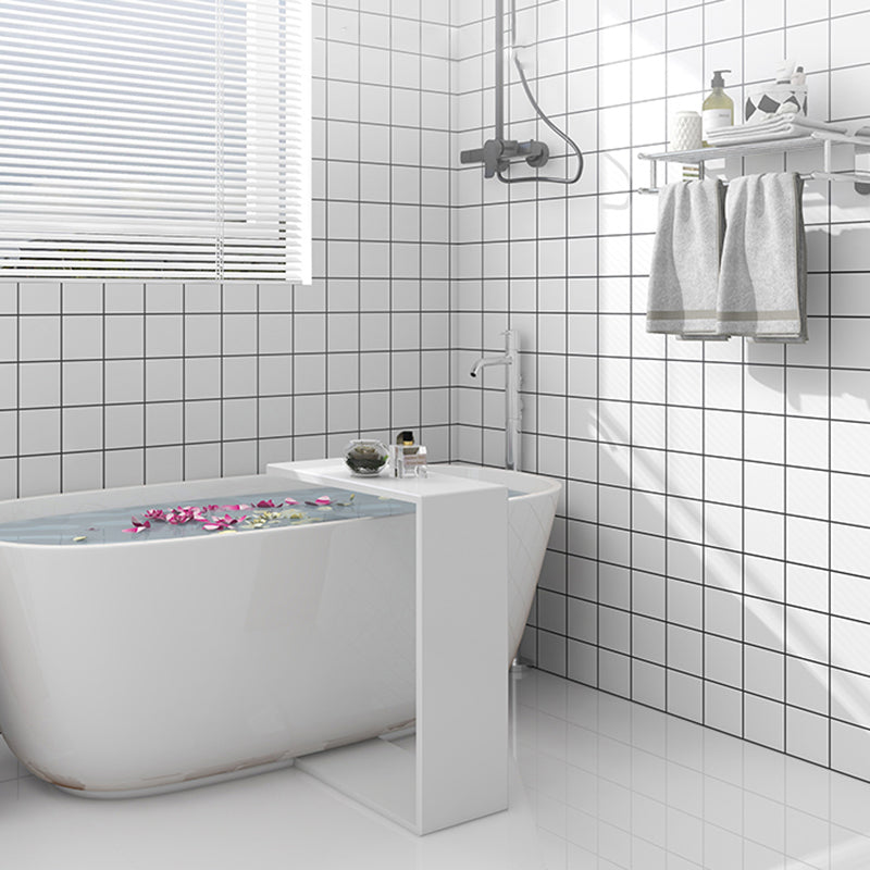 Frendorf | Modern Mosaic Tile Wasserdicht Glatt Peel and Stick Rückwandfliese für das Badezimmer