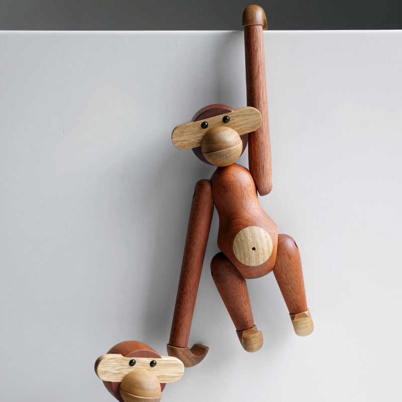 Cheeky Monkey Massivholz Ornament
