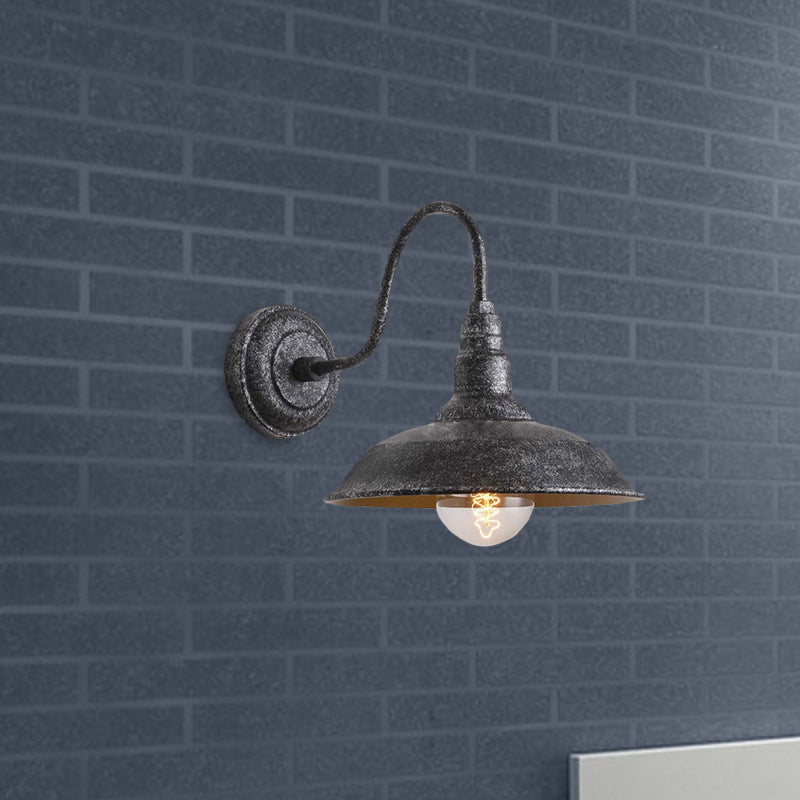Frendorf | Antieke stijl schuurmuurlamp 1 licht ijzeren wandlamp met goose-neck arm in brons/roest voor slaapkamer