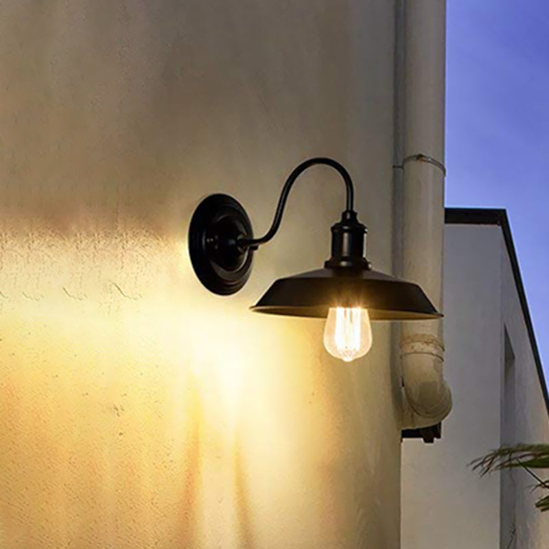 Frendorf | Warehouse Barn Wandmontage Licht 10"/14" Breed 1 Kop Smeedijzeren Wandverlichting met Gansnekarm in Brons