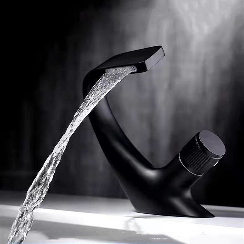 Frendorf | Knopfgriff Wasserhahn Zeitgenössischer Stil Wasserhahn mit Wasserfallauslauf