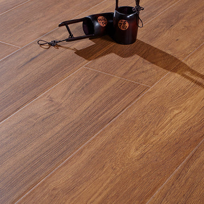 Frendorf | Modernes Holz Laminatboden Fleckenbeständiges Laminat Diele Boden