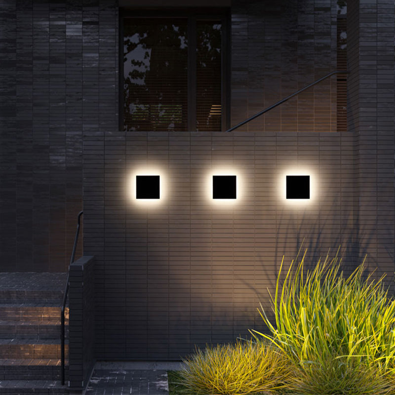 LunaGlow – Minimalistische LED-Wandlampen aus schwarzem Metall für Garten und Flur