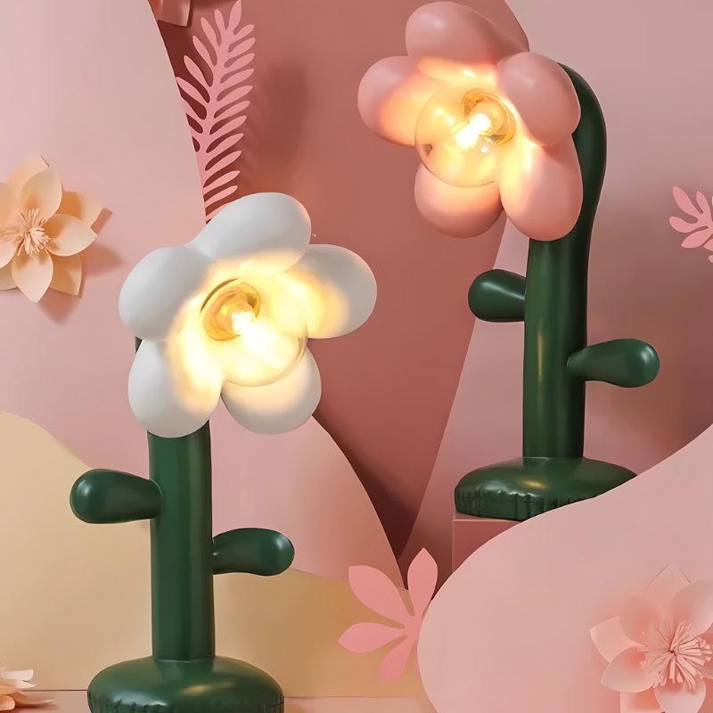 FlowerGleam | Elegante Tischlampe mit warmem Licht