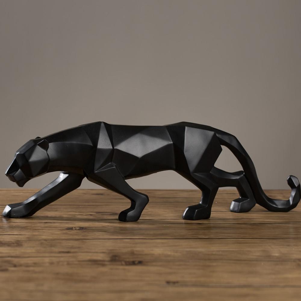 Geometrische Pantherstatue der modernen Kunst