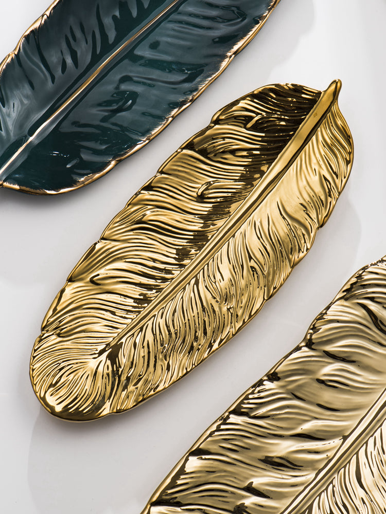 Nordic Light Luxury Stil auf goldener Federplatte Retro Schmuckplatte Aufbewahrung Platte Snack Platte Wohnkultur
