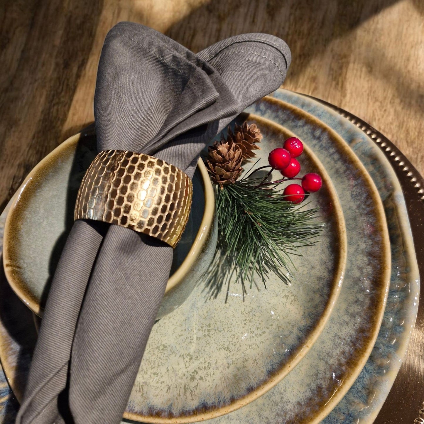 Frendorf | VASAI SERVIETTE 42x42cm, 100% Anthrazitgrau, Elegante Baumwollservietten für das Essen, Veranstaltungen und den täglichen Gebrauch