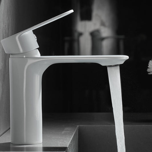 Frendorf | Badezimmer Waschbecken Armatur Hebelgriff Messing Einfarbige Badezimmerarmatur