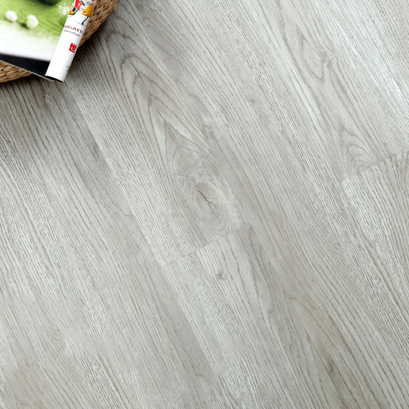 Frendorf | Glattes PVC-Bodenbelag Peel and Stick Holzlook Rechteck Vinylboden