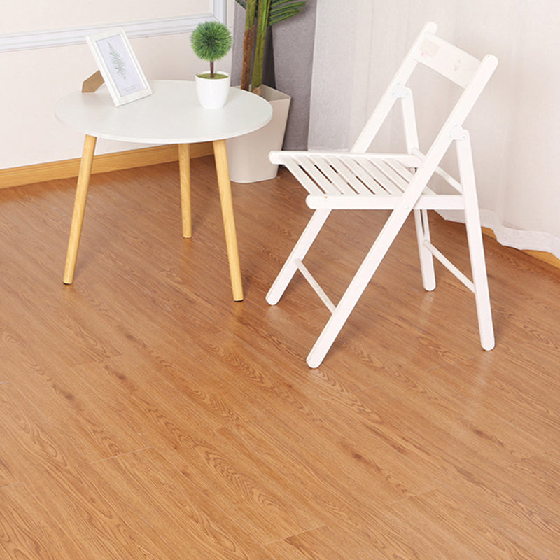 Frendorf | PVC-Bodenbelag Peel and Stick Glatte Holzoptik Rechteck Vinylboden
