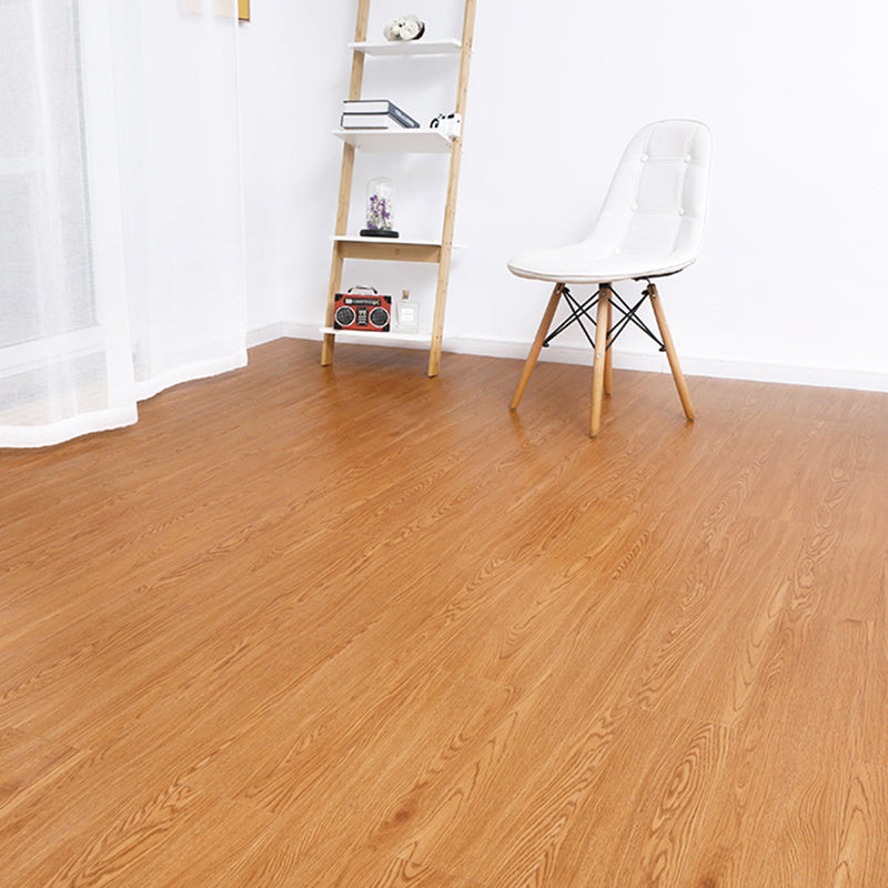 Frendorf | PVC-Bodenbelag Peel and Stick Glatte Holzoptik Rechteck Vinylboden