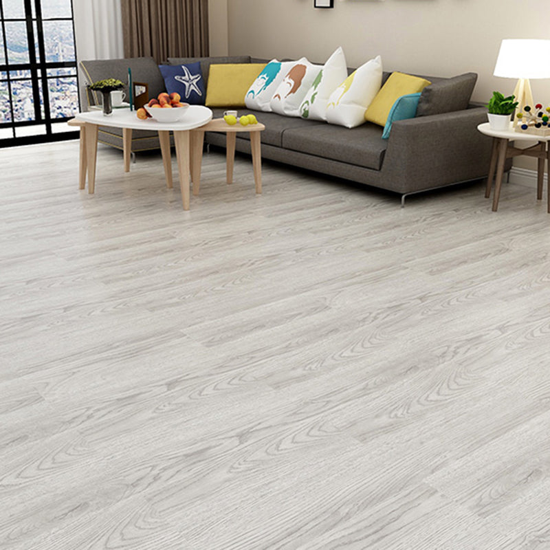 Frendorf | PVC-Bodenbelag Peel and Stick Glatte Holzoptik Rechteck Vinylboden