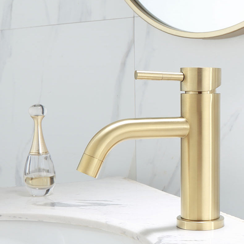 Frendorf | Deck Mounted Roman Tub Faucet Low Arc Tub Faucet Set in Gold