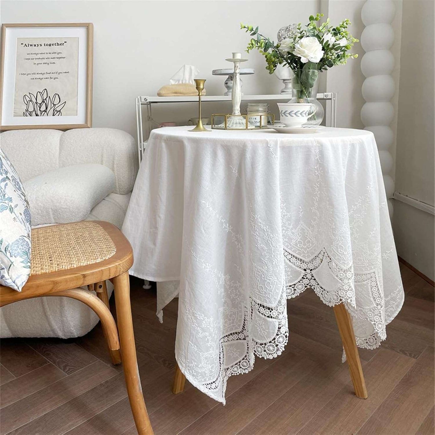 Französische weiße Spitzen-Tischdecke