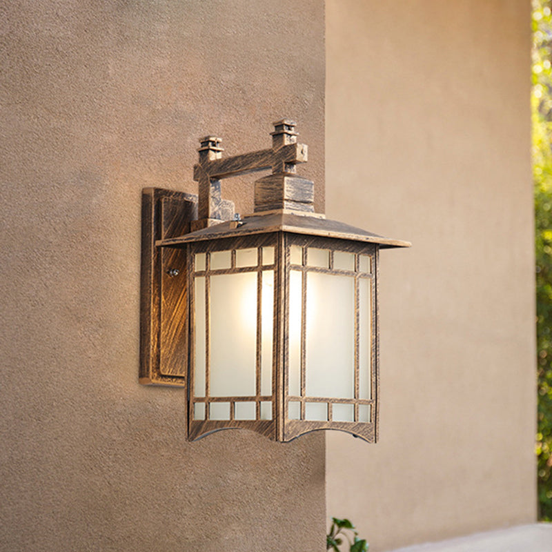 Frendorf | 1 Licht Pavillon Wandlamp Boerderij Zwart/Brass Afwerking Aluminium Wandmontage Lamp met Frosted Glas Shade