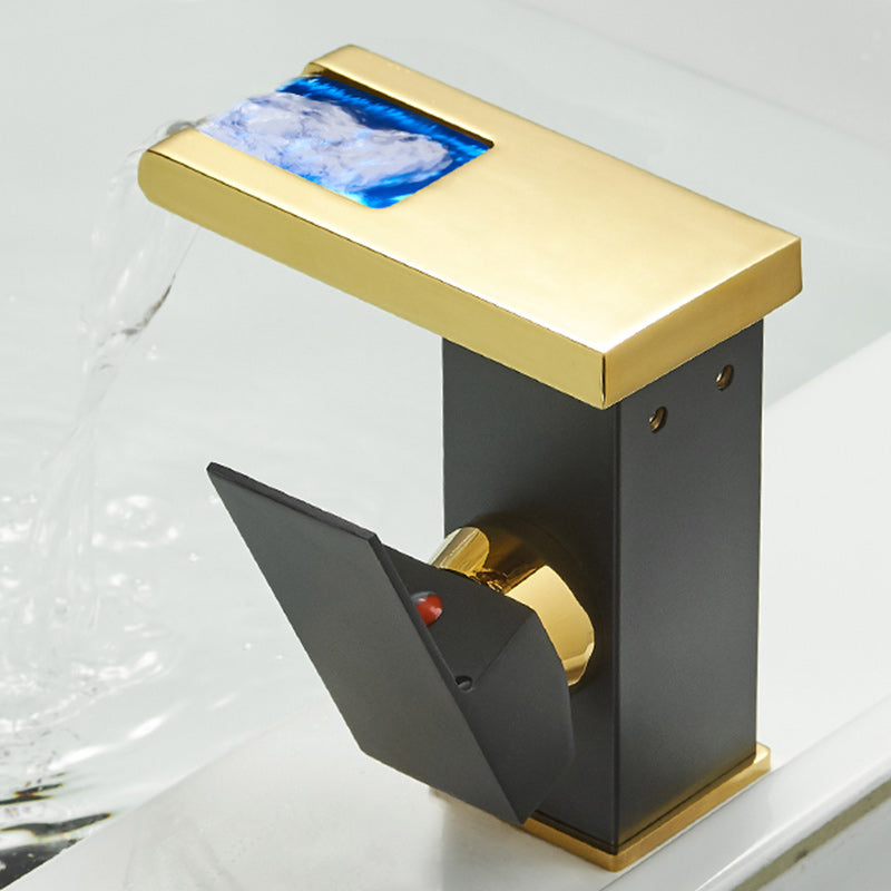 Frendorf | Moderner Wasserfallauslauf Waschbeckenarmatur mit LED Messing Waschbeckenarmatur