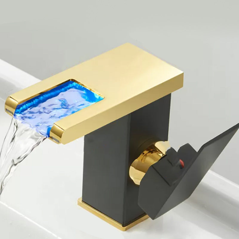 Frendorf | Moderner Wasserfallauslauf Waschbeckenarmatur mit LED Messing Waschbeckenarmatur