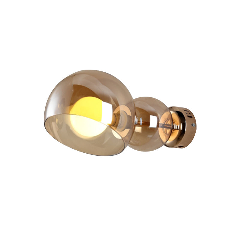 Frendorf | 1 Kopf Schlafzimmer Wandlampe Postmoderne Messing Wandbeleuchtung mit Kuppel Klar/Amber Glas Schirm