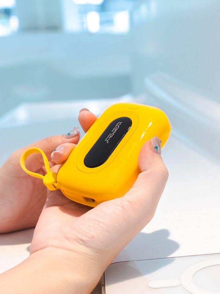 Frendorf | 10000mAh Eingebaute Dual-Kabel Powerbank