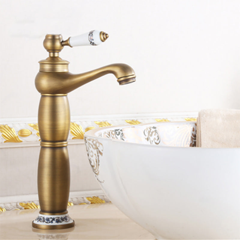 Frendorf | Landhaus Breiter Wasserhahn Waschbeckenarmatur mit Hebelgriff