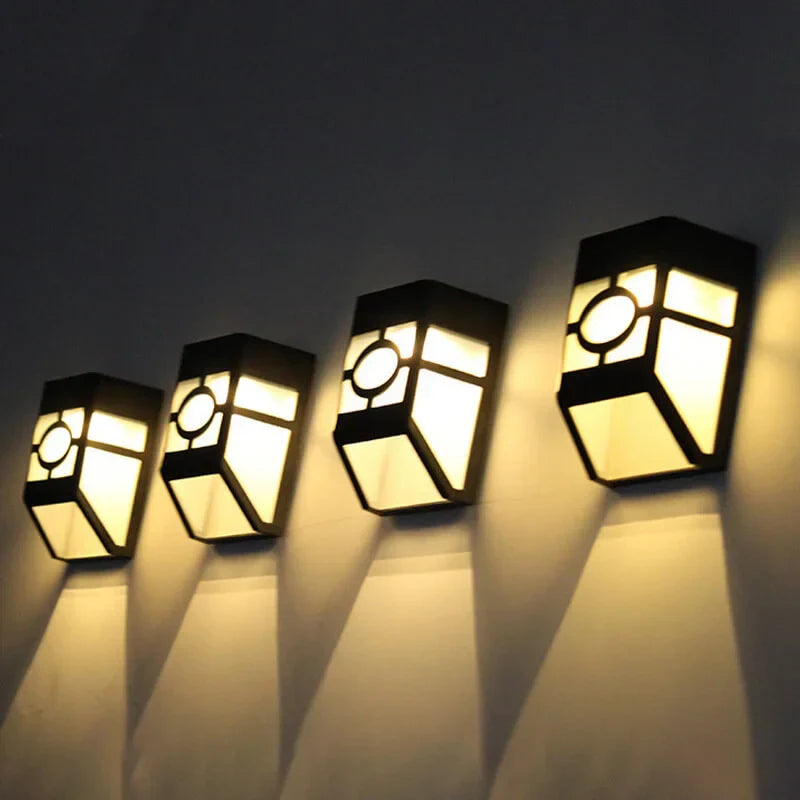 Frendorf | SolarLoom Outdoor LED Wandleuchten | Solarbetrieben | Wetterfest | Perfekt für Garten & Terrasse (2er-Set)