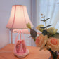 Frendorf | BalletBloom – Pink Kinderbordlampe mit Bandcharme
