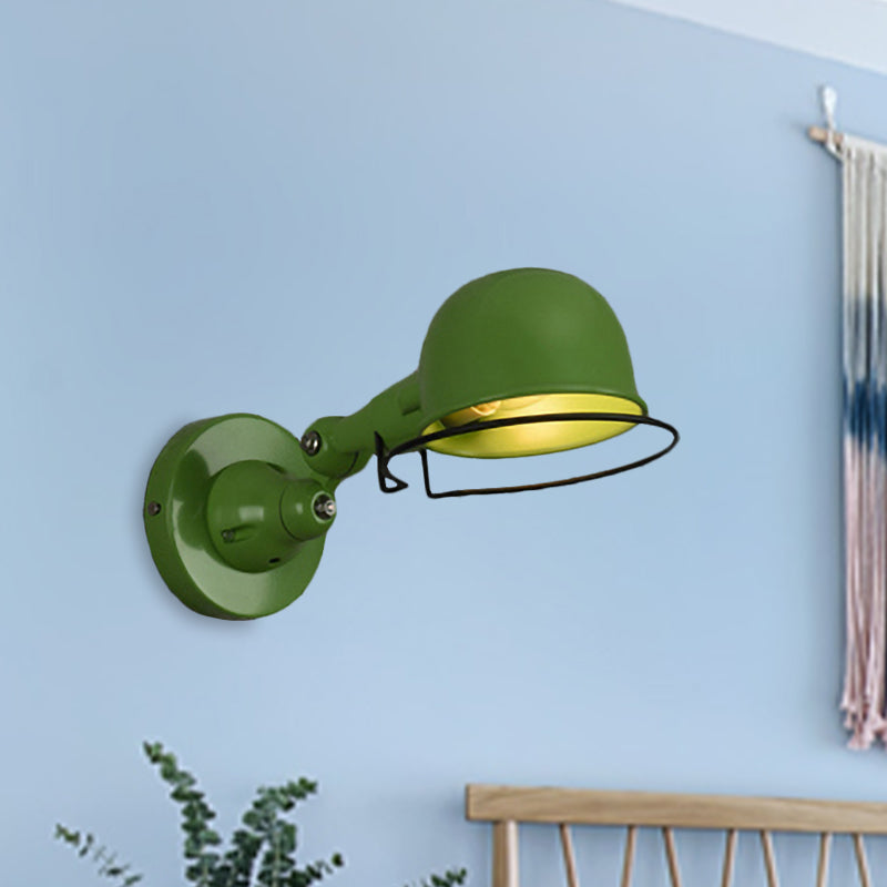 Frendorf | Metallic Dome Shade Wandverlichting Vintage Stijl 1 Licht Slaapkamer Draaibare Wandlamp met Ring in Wit/Rood