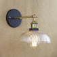 Frendorf | Rustikale Stil Kuppel Wandbeleuchtung Leuchte 1 Glühlampe Prismen Glas Wandleuchte in Schwarz/Messing/Patiniertes Kupfer