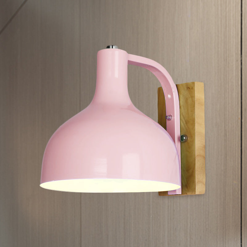 Frendorf | 1 Kopf Wandlampe Moderne Kuppel Shade Metall Wandlicht mit Holzrückplatte in Weiß/Rosa