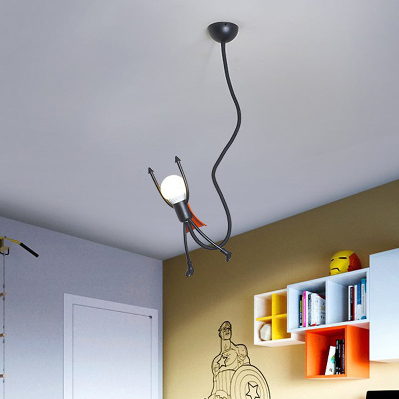 Superheld Mini Aufhängung Pendelleuchte Cartoon Eisen Einzelne Kinderzimmer hängende Lampe in Schwarz mit offenem Glühbirnen-Design
