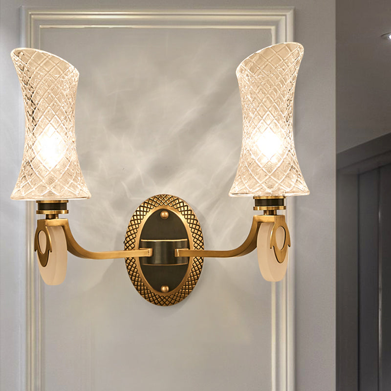 Frendorf | 1/2-Licht Bogen Wandleuchte Traditionelle Messingoberfläche Klarsicht Gitterglas Wandmontierte Lampe